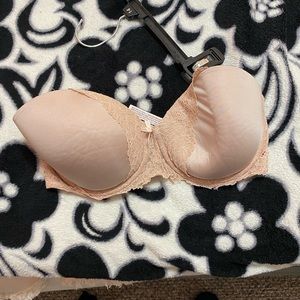 VS Strapless Bra